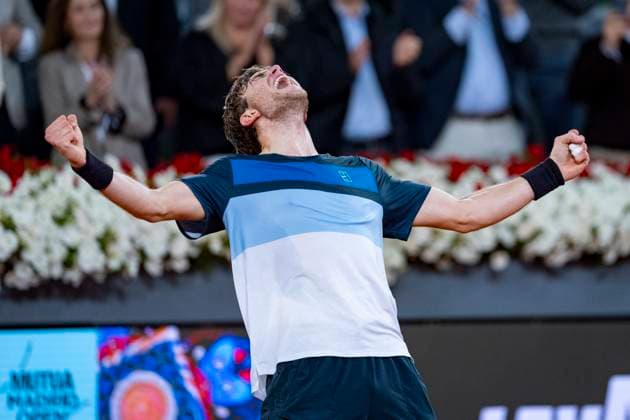 Mutua Madrid Open 2025 Jack Draper of Great Britain celebrates victory against Lorenzo Musetti of Italy during the Men s Singles Semi-Final match during the Mutua Madrid Open 2025 tournament celebrated at La Caja Magica on May 02, 2025 in Madrid, Spain. Madrid La Caja Magica Madrid Spain Copyright: xAlbertoxGardinx AGardin_20250502_Mutua_Madrid_Open_0468