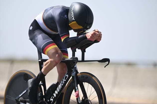 MC5 Germany s Jakob Klinge pictured in action during the time trials at the UCI Para-Cycling Road World Cup event, Friday 02 May 2025, in Oostende. The UCI Para-Cycling Road World Cup takes place from 01 to 04 May in Oostende and Brugge. LUCxCLAESSEN  x122469446x