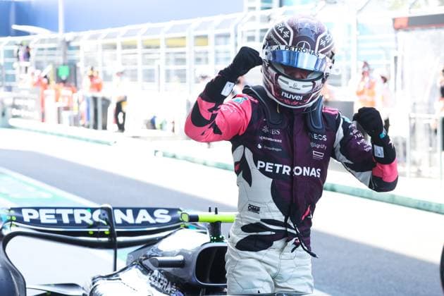 F1 - MIAMI GRAND PRIX 2025 KIMI ANTONELLI Andrea (ita), Mercedes AMG F1 Team W16, portrait celebration pole position during the Formula 1 Crypto.com Miami Grand Prix 2025, 6th round of the 2025 FIA Formula One World Championship, WM, Weltmeisterschaft from May 2 to 4, 2025 on the Miami International Autodrome, in Miami Gardens, Florida, United States of America - Miami GardensUnited States  Copyright: xDPPIx