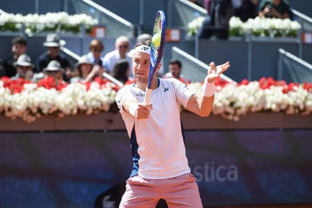 (250503) -- MADRID, May 3, 2025 -- Casper Ruud competes during the men s singles semifinal between Casper Ruud of Norway and Francisco Cerundolo of Argentina at the Madrid Open tennis tournament in Caja Magica, Madrid, Spain, May 2, 2025. (Photo by Xinhua) (SP)SPAIN-MADRID-TENNIS-MADRID OPEN-MEN S SINGLES-SEMIFINAL GustavoxValiente 