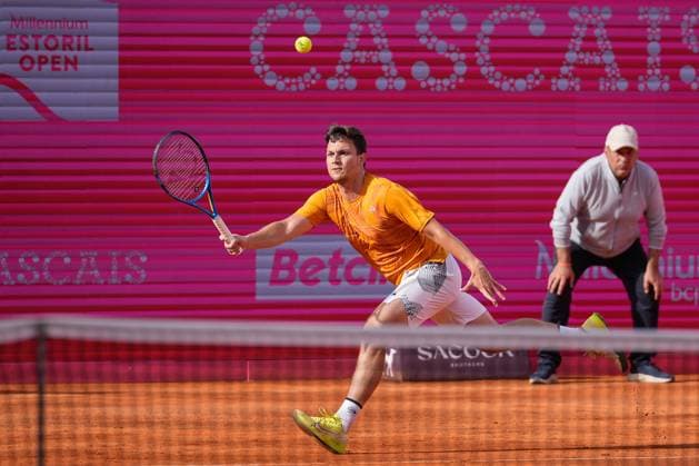 May 2, 2025, Estoril, Portugal: Miomir Kecmanovic of Serbia seen in action with Nuno Borges (Not in view) during the Quarterfinals of Millennium Estoril Open Challenger 175 tennis tournament at the Clube de Tenis do Estoril. Final score: Miomir Kecmanovic 2:1 Nuno Borges Estoril Portugal - ZUMAs197 20250502_aaa_s197_197 Copyright: xBrunoxdexCarvalhox