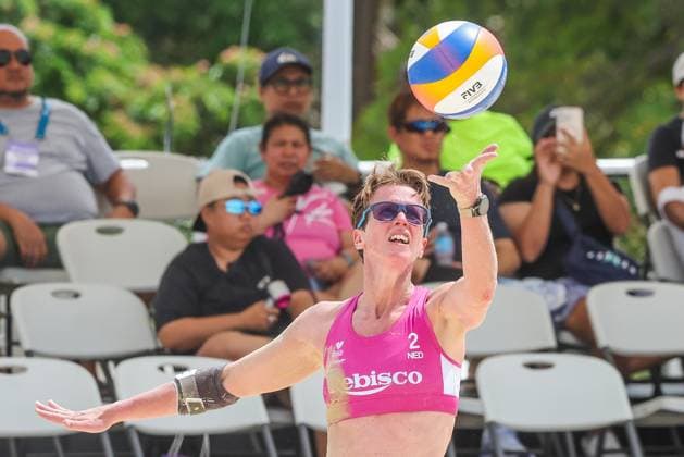 (250503) -- LAGUNA PROVINCE, May 3, 2025 -- Annemieke Driessen of the Netherlands competes during the women s pool A match between Khylem Harl Progella Sofiah Shanine Pagara of the Philippines and Annemieke Driessen Danieke Prins of the Netherlands at the Volleyball World Beach Pro Tour Futures in Laguna Province, the Philippines, May 3, 2025. ) (SP)PHILIPPINES-LAGUNA PROVINCE Beach volleyball, Beachvolleyball WORLD BEACH PRO TOUR FUTURES ROUELLExUMALI 