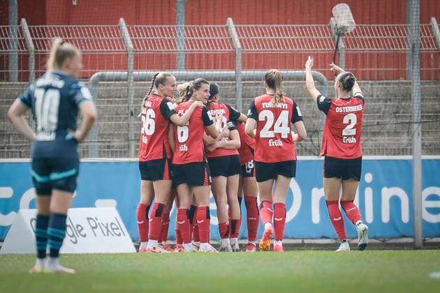 Womens Soccer Bundesliga Bayer 04 Leverkusen RB Leipzig, 03 05 2025 Goal celebration after the 1 0 by Cornelia Kramer Bayer 04 Leverkusen, 7 Bayer 04 Leverkusen RB Leipzig on matchday 21 of the Google Pixel Womens Bundesliga on 03 05 2025 at Ulrich Haberland Stadium in Leverkusen North Rhine-Westphalia DFL REGULATIONS PROHIBIT ANY USE OF PHOTOGRAPHS AS IMAGE SEQUENCES AND OR QUASI VIDEO Copyright: xBEAUTIFULxSPORTS AxelxKohringx
