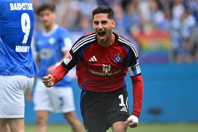 Soccer I Men I Season 2024 2025 I 2 Bundesliga I 32 Matchday I SV Darmstadt 98 Hamburger SV I 03 05 2025 Ludovit Reis 14, Hamburger SV Goal celebration for 0 1 Darmstadt Böllenfalltor Hesse Germany Copyright: xLobeca MaraxWolfx