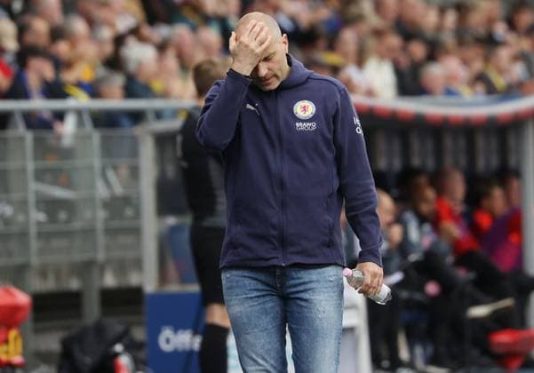 Eintracht BS vs Fortuna Düsseldorf Braunschweig, 03 05 2025, Football, Season 24 25, 2 Bundesliga, 32 Matchday, Eintracht Braunschweig vs Fortuna Düsseldorf, Picture shows Eintracht Coach Daniel Scherning Braunschweig
