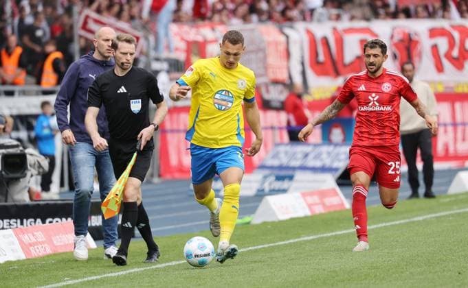Eintracht BS vs Fortuna Düsseldorf Braunschweig, 03 05 2025, Soccer, Season 24 25, 2 Bundesliga, 32 Matchday, Eintracht Braunschweig vs Fortuna Düsseldorf, Picture shows Sven Köhler BTSV, 27 Braunschweig
