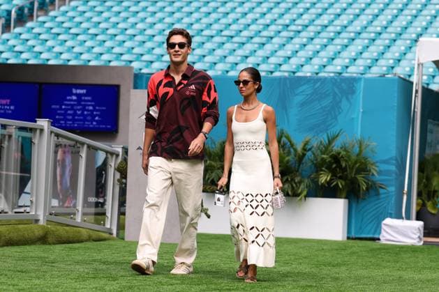 George Russell Mercedes AMG Petronas with partner Carmen Montero Mundt in the paddock, Grand Prix of Miami, Motorsport, Men, Formula 1, Sprint, 03 05 2025 Miami Florida USA Copyright: xkolbert-press ChristianxKolbertx