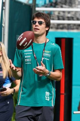 Lance Stroll Aston Martin Aramco in the paddock playing with a football, Grand Prix of Miami, Motorsport, Men, Formula 1, Sprint, 03 05 2025 Miami Florida USA Copyright: xkolbert-press ChristianxKolbertx