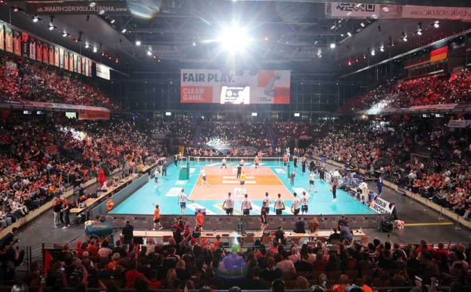 Max Schmeling Halle Overview, full stands Sport Volleyball Bundesliga Mens Play Off Final 3 Match Season 2024 2025 03 05 2025 BR Volleys Berlin BRV vs SVG Lüneburg