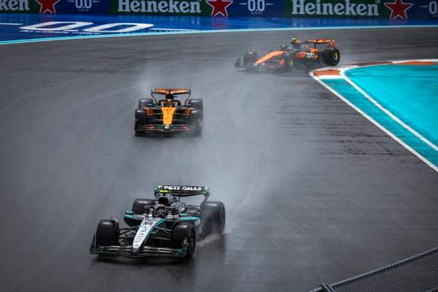 F1 - MIAMI GRAND PRIX 2025 12 KIMI ANTONELLI Andrea (ita), Mercedes AMG F1 Team W16, 81 PIASTRI Oscar (aus), McLaren F1 Team MCL39, 04 NORRIS Lando (gbr), McLaren F1 Team MCL39, action during the Formula 1 Crypto.com Miami Grand Prix 2025, 6th round of the 2025 FIA Formula One World Championship, WM, Weltmeisterschaft from May 2 to 4, 2025 on the Miami International Autodrome, in Miami Gardens, Florida, United States of America - Miami GardensUnited States Copyright: xXavixBonillax