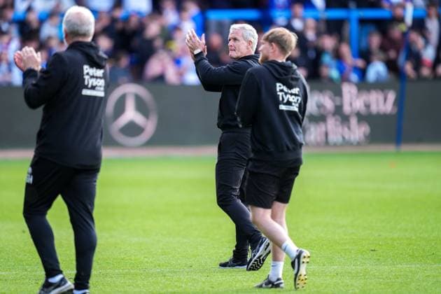 Carlisle United Head Coach Mark Hughes applauds the fans at full-time. Final score Carlisle United 2 Salford City 2. Carlisle United v Salford City, EFL Sky Bet League Two, Football, Brunton Park, Carlisle, UK - 03 May 2025 EDITORIAL USE ONLY No use with unauthorised audio, video, data, fixture lists, club league logos or live services. Online in-match use limited to 120 images, no video emulation. No use in betting, games or single club league player publications. Copyright: xStuartxWallace Shutterstockx 15280182en