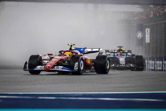 F1 - MIAMI GRAND PRIX 2025 44 HAMILTON Lewis (gbr), Scuderia Ferrari SF-25, action during the Formula 1 Crypto.com Miami Grand Prix 2025, 6th round of the 2025 FIA Formula One World Championship, WM, Weltmeisterschaft from May 2 to 4, 2025 on the Miami International Autodrome, in Miami Gardens, Florida, United States of America - Miami GardensUnited States  Copyright: xCharlyxLopezx