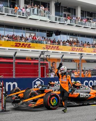 F1 - MIAMI GRAND PRIX 2025 NORRIS Lando (gbr), McLaren F1 Team MCL39, PIASTRI Oscar (aus), McLaren F1 Team MCL39, HAMILTON Lewis (gbr), Scuderia Ferrari SF-25, portrait during the Formula 1 Crypto.com Miami Grand Prix 2025, 6th round of the 2025 FIA Formula One World Championship, WM, Weltmeisterschaft from May 2 to 4, 2025 on the Miami International Autodrome, in Miami Gardens, Florida, United States of America - Miami GardensUnited States Copyright: xCharlyxLopezx