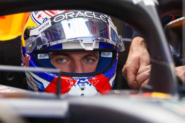 Max Verstappen Oracle Red Bull Racing in the pits before the sprint, Grand Prix of Miami, Motorsport, Men, Formula 1, Sprint, 03 05 2025 Miami Florida USA Copyright: xkolbert-press ChristianxKolbertx