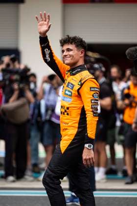 F1 - MIAMI GRAND PRIX 2025 NORRIS Lando (gbr), McLaren F1 Team MCL39, portrait during the Formula 1 Crypto.com Miami Grand Prix 2025, 6th round of the 2025 FIA Formula One World Championship, WM, Weltmeisterschaft from May 2 to 4, 2025 on the Miami International Autodrome, in Miami Gardens, Florida, United States of America - Miami GardensUnited States  Copyright: xCharlyxLopezx