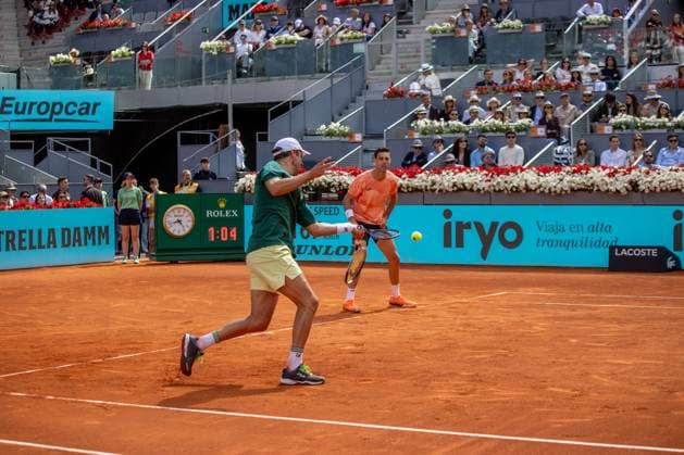 Men s doubles final on Matchday 12 of the Mutua Madrid Open at La Caja Mágica - 03 May 2025 Spain s Marcel Granollers (R) and Argentina s Horacio Zeballos (L) play against Marcelo Arévalo of El Salvador and Mate Pavic of Croatia (not pictured) in the men s doubles final on Matchday 12 of the Mutua Madrid Open at La Caja Mágica. Final score: 6-4, 6-4 for Granollers and Zeballos Madrid Spain Copyright: xDavidxCanalesx xSOPAxImagesx DCFinaldoblesMascOpenMadrid1MAYO-25