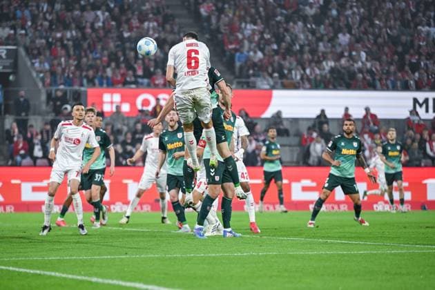 03 05 2025, Soccer, 2 Bundesliga, 32 Matchday Season 2024 2025, 1 FC Köln Jahn Regensburg, Goal chance Eric Martel 1 FC Köln xRHR PHOTO TKx Copyright: RHR-FOTOx RHR-FOTO TK