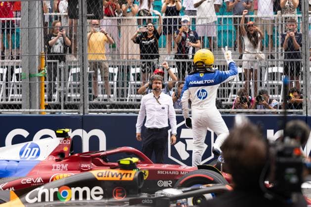 Formula 1 Crypto.com Miami Grand Prix 2025, Joe Pinchin OVERTAKE MAXPPP - Miami 03 05 2025 44 HAMILTON Lewis (gbr), Scuderia Ferrari, portrait during the Formula 1 Crypto.com Miami Grand Prix 2025, the 6th round of the 2025 FIA Formula 1 World Championship, WM, Weltmeisterschaft on the Miami International Autodrome from May 1 to 4, 2025, in Miami, United States Miami United States  Copyright: xOVERTAKE MAXPPPxJoexPinchinx OVT202505033338 OVT202505033338