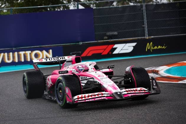 F1 - MIAMI GRAND PRIX 2025 06 HADJAR Isack (fra), Visa Cash App RB F1 Team VCARB02 during the Formula 1 Crypto.com Miami Grand Prix 2025, 6th round of the 2025 FIA Formula One World Championship, WM, Weltmeisterschaft from May 2 to 4, 2025 on the Miami International Autodrome, in Miami Gardens, Florida, United States of America - Miami GardensUnited States  Copyright: xEricxAlonsox