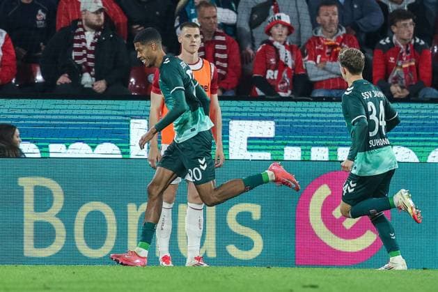 Soccer 2 Bundesliga 32 Matchday 1 FC Köln SSV Jahn Regensburg on 03 05 2025 at RheinEnergieStadion in Cologne Goal celebration to 1 1 by Noah Ganaus Regensburg DFL regulations prohibit any use of photographs as image sequences and or quasi video xJRx