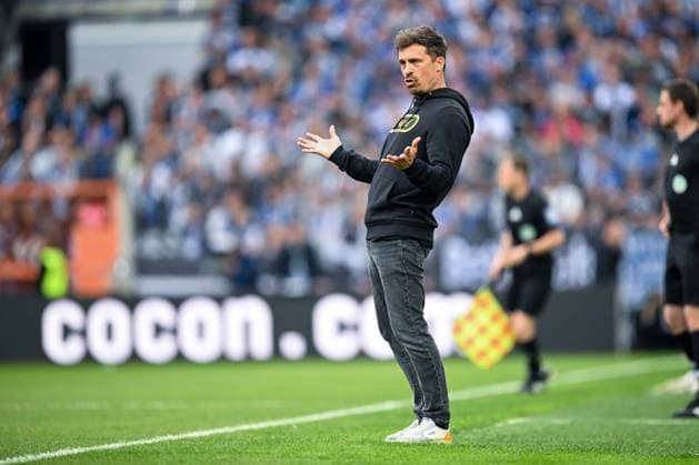 3. Liga - Arminia Bielefeld - SG Dynamo Dresden am 03.05.2024 in der SchücoArena in Bielefeld Trainer Thomas Stamm (Dresden) unzufrieden, enttäuscht, enttaeuscht, niedergeschlagen. *** 3 Liga Arminia Bielefeld SG Dynamo Dresden on 03 05 2024 in the SchücoArena in Bielefeld Coach Thomas Stamm Dresden dissatisfied, disappointed, disappointed, dejected MT