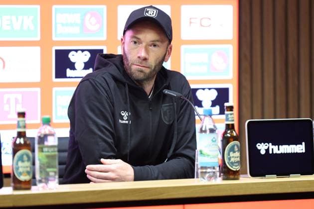 GER, 2 FBL, 1 FC Koeln vs SSV Jahn Regensburg 03 05 2025, Rheinenergie Stadion, Koeln, GER, 2 FBL, 1 FC Koeln vs SSV Jahn Regensburg, in the picture Andreas Patz Trainer Headcoach Jahn Regensburg ,Press conference PK after the match, nordphotoxGmbHx xMeuter nph00351