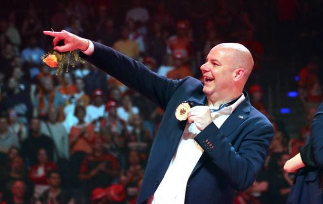 Coach Joel Banks with gold medal cheers, Berlin Recycling Volleys team are German champions Jubilation Emotion Joy Award ceremony Sport Volleyball Bundesliga Mens Play Off Final 3 Match Season 2024 2025 03 05 2025 BR Volleys Berlin BRV vs SVG Lüneburg
