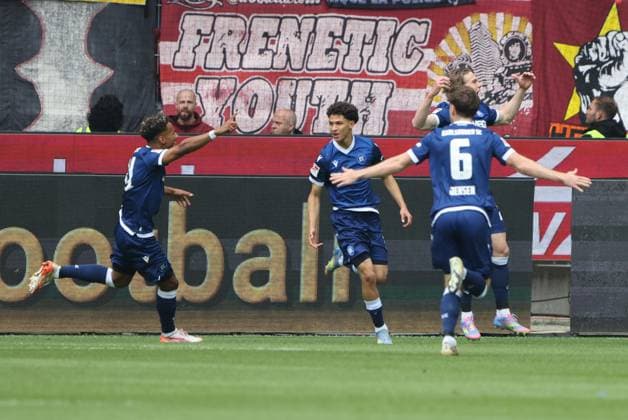 04 05 2025, Soccer, Men, 2 Bundesliga, Season 2024 2025, Karlsruher SC 1 FC Kaiserslautern, Goal celebration to 1 0, Goalscorer Louey Ben Farhat Karlsruher SC Karlsruhe BBBank Wildpark Baden Württemberg Germany EN Copyright: xSebastianxBachx