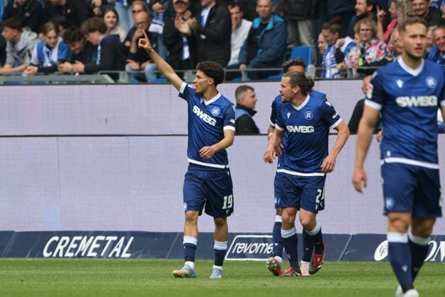 04 05 2025, Soccer, Men, 2 Bundesliga, Season 2024 2025, Karlsruher SC 1 FC Kaiserslautern, Goal celebration to 1 0, Goalscorer Louey Ben Farhat Karlsruher SC Karlsruhe BBBank Wildpark Baden Württemberg Germany EN Copyright: xSebastianxBachx