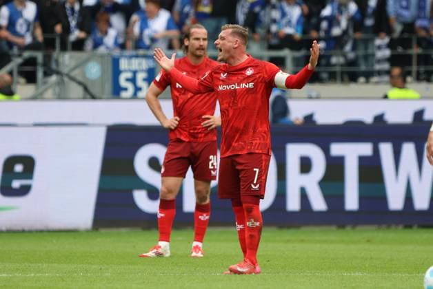 04 05 2025, Football, Men, 2 Bundesliga, Season 2024 2025, Karlsruher SC 1 FC Kaiserslautern, Marlon Ritter 1 FC Kaiserslautern Karlsruhe BBBank Wildpark Baden Württemberg Germany EN Copyright: xSebastianxBachx