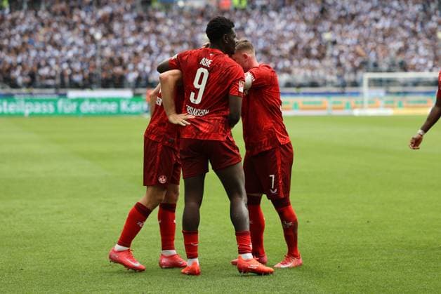 04 05 2025, Football, Men, 2 Bundesliga, Season 2024 2025, Karlsruher SC 1 FC Kaiserslautern, Goal celebration to 2 2, Goalscorer Daniel Hanslik 1 FC Kaiserslautern Karlsruhe BBBank Wildpark Baden Württemberg Germany EN Copyright: xSebastianxBachx