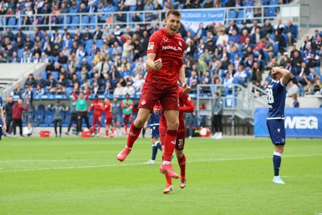 04 05 2025, Football, Men, 2 Bundesliga, Season 2024 2025, Karlsruher SC 1 FC Kaiserslautern, Goalscorer Daniel Hanslik 1 FC Kaiserslautern Karlsruhe BBBank Wildpark Baden Württemberg Germany EN Copyright: xSebastianxBachx