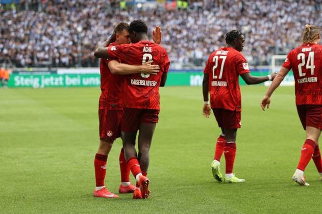 04 05 2025, Football, Men, 2 Bundesliga, Season 2024 2025, Karlsruher SC 1 FC Kaiserslautern, Goal celebration to 2 2, Goalscorer Daniel Hanslik 1 FC Kaiserslautern Karlsruhe BBBank Wildpark Baden Württemberg Germany EN Copyright: xSebastianxBachx