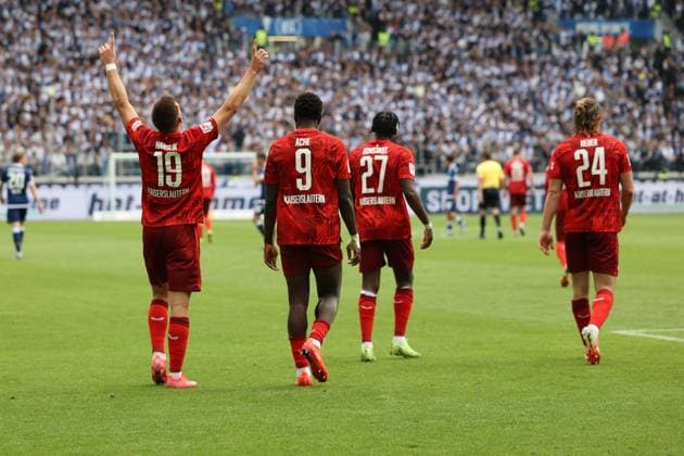04 05 2025, Football, Men, 2 Bundesliga, Season 2024 2025, Karlsruher SC 1 FC Kaiserslautern, Goal celebration to 2 2, Goalscorer Daniel Hanslik 1 FC Kaiserslautern Karlsruhe BBBank Wildpark Baden Württemberg Germany EN Copyright: xSebastianxBachx