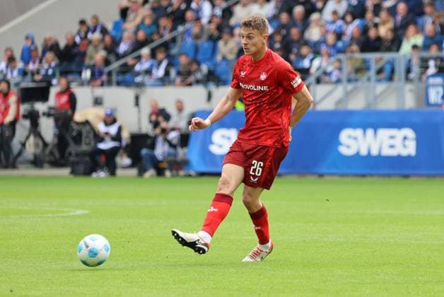 04 05 2025, Football, Men, 2 Bundesliga, Season 2024 2025, Karlsruher SC 1 FC Kaiserslautern, Filip Kaloc 1 FC Kaiserslautern Karlsruhe BBBank Wildpark Baden Württemberg Germany EN Copyright: xSebastianxBachx