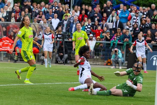 Frankfurt, Germany 04 May 2025 1 BL Women 2024 2025 Eintracht Frankfurt vs TSG Hoffenheim In the picture from left the second goal scorer Nicole Anyomi Eintracht Frankfurt makes the goal to 2 0 for Eintracht Frankfurt DFB regulations prohibit any use of photographs as image sequences and or quasi video Stadion am Brentanobad Hessen Copyright: xFotostandx xFantinix