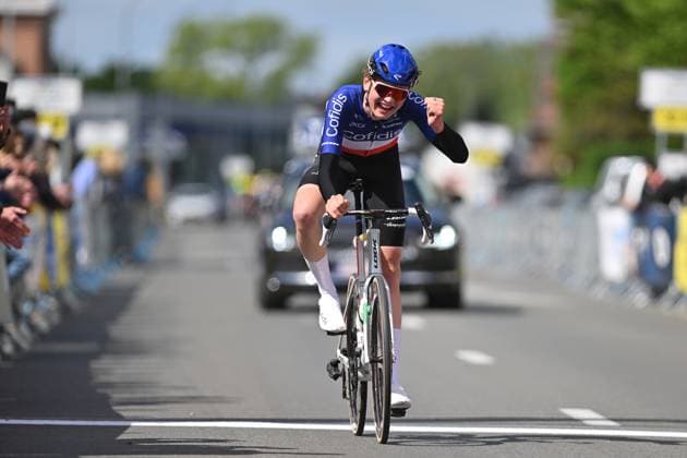 MC3 France Louis Hubert celebrates as he crosses the finish line at the road races at the UCI Para-Cycling Road World Cup event, Sunday 04 May 2025, in Brugge. The UCI Para-Cycling Road World Cup takes place from 01 to 04 May in Oostende and Brugge. LUCxCLAESSEN  x122652686x