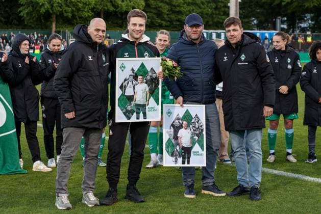 from left Klaus Filbry Chairman of the Management Board, SV Werder Bremen , Lucas Horsch Co Trainer, SV Werder Bremen , Thomas Horsch Trainer, Head Coach, SV Werder Bremen and Dr. Hubertus Hess Grunewald Chairman of the Supervisory Board and President, SV Werder Bremen at the farewell from the club, THE DFB REGULATIONS PROHIBIT ANY USE OF PHOTOGRAPHS AS IMAGE SEQUENCES AND OR QUASI VIDEO , 04 05 2025, Bremen Germany , Football, Google Pixel Womens Bundesliga, SV Werder Bremen 1 FC Köln xobx