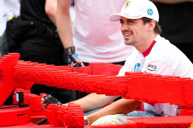 MOTORI - Formula 1 - Crypto.com Miami Grand Prix 2025 - Race Charles Leclerc (MON), Ferarri, 16 in a Lego Ferrari for the driver parade Miami  Copyright: xIPAxSport ABACAx