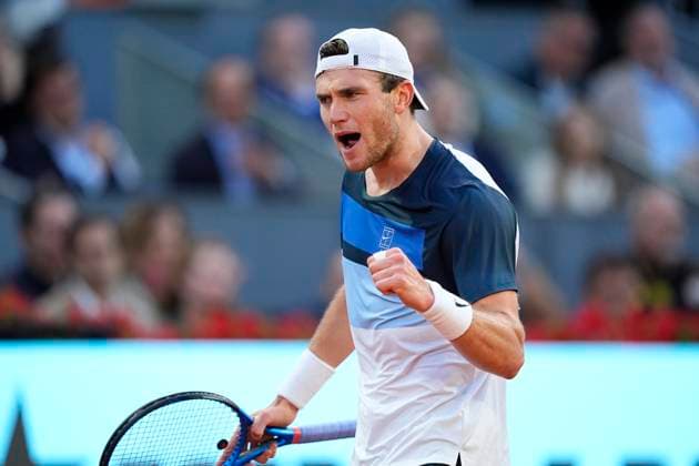 May 4, 2025, Madrid, Madrid, Spain: Jack Draper of Great Britain reacts against Casper Ruud of Norway during the Men Singles Final of Mutua Madrid Open 2025 - ATP, Tennis Herren Masters 1000 celebrated at Caja Magica on May 04, 2025 in Madrid, Spain. Madrid Spain - ZUMAa181 20250504_zaa_a181_311 Copyright: xOscarxJ.xBarrosox