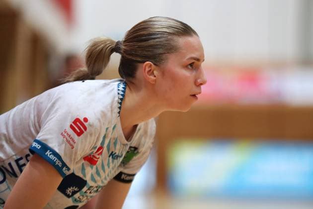 Handball, 2. HBF: HC Leipzig vs. ESV 1927 Regensburg, 04.05.25 Anika Neuer Bissel (3, ESV Regensburg), Porträt. Handball, 2. Bundesliga Frauen, HBF, Saison 2024 2025, 27. Spieltag: HC Leipzig vs. ESV 1927 Regensburg am 04.05.25 in der Sporthalle Brüderstraße Leipzig. *** Handball, 2 HBF HC Leipzig vs ESV 1927 Regensburg, 04 05 25 Anika Neuer Bissel 3, ESV Regensburg , Portrait Handball, 2 Bundesliga Women, HBF, Season 2024 2025, 27 Matchday HC Leipzig vs ESV 1927 Regensburg on 04 05 25 at Sporthalle Brüderstraße Leipzig Copyright: xBEAUTIFULxSPORTS JanxKaeferx