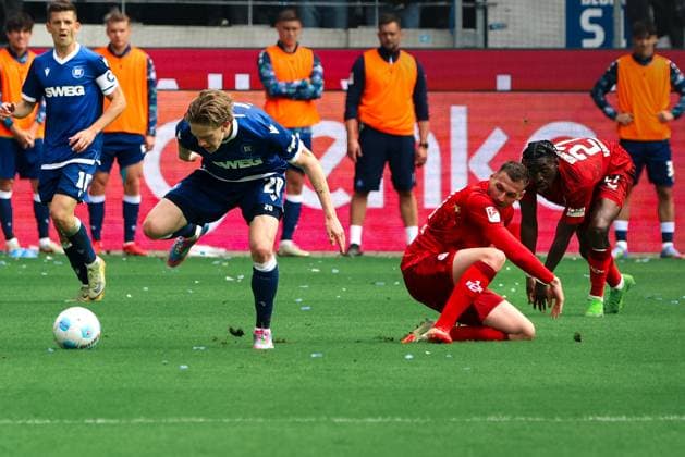 04 05 2025, Football, Men, 2 Bundesliga, Season 2024 2025, Karlsruher SC 1 FC Kaiserslautern, Luca Sirch 1 FC Kaiserslautern , David Herold Karlsruher SC Karlsruhe BBBank Wildpark Baden Württemberg Germany EN Copyright: xSebastianxBachx