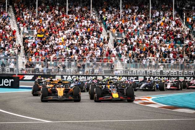 F1 - MIAMI GRAND PRIX 2025 Start of the race, depart, during the Formula 1 Crypto.com Miami Grand Prix 2025, 6th round of the 2025 FIA Formula One World Championship, WM, Weltmeisterschaft from May 2 to 4, 2025 on the Miami International Autodrome, in Miami Gardens, Florida, United States of America - Miami GardensUnited States  Copyright: xCharlyxLopezx