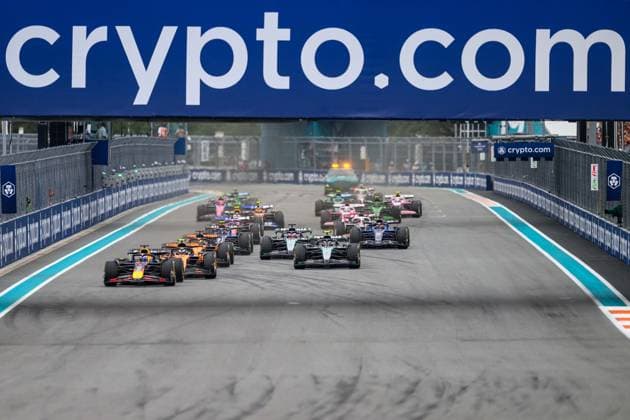 4th May 2025; Miami International Autodrome, Miami, Florida, USA; Formula 1 Crypto.com Miami Grand Prix 2025; Race Day; Max Verstappen of the Netherlands driving the number 1 Oracle Red Bull Racing car in the lead at the start of the race.  ActionPlus12782967 DouglasxMurray