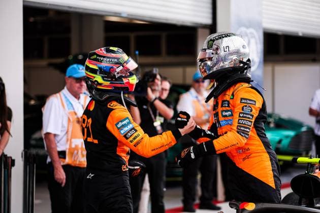 F1 - MIAMI GRAND PRIX 2025 NORRIS Lando (gbr), McLaren F1 Team MCL39, portrait and PIASTRI Oscar (aus), McLaren F1 Team MCL39, portrait during the Formula 1 Crypto.com Miami Grand Prix 2025, 6th round of the 2025 FIA Formula One World Championship, WM, Weltmeisterschaft from May 2 to 4, 2025 on the Miami International Autodrome, in Miami Gardens, Florida, United States of America - Miami GardensUnited States  Copyright: xEricxAlonsox