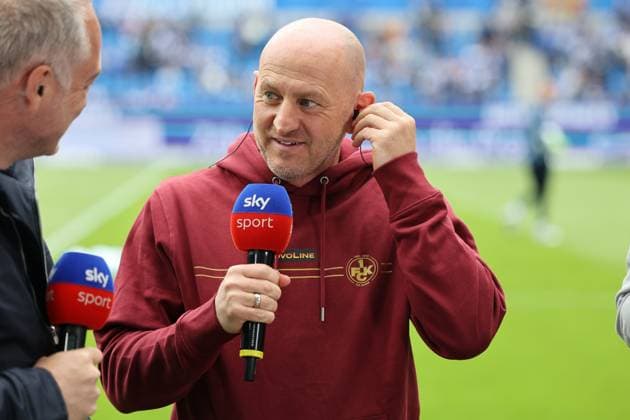 04 05 2025, Football, Men, 2 Bundesliga, Season 2024 2025, Karlsruher SC 1 FC Kaiserslautern, Coach Torsten Lieberknecht 1 FC Kaiserslautern Karlsruhe BBBank Wildpark Baden Württemberg Germany EN Copyright: xSebastianxBachx