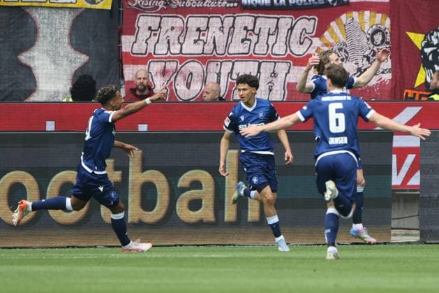 04 05 2025, Soccer, Men, 2 Bundesliga, Season 2024 2025, Karlsruher SC 1 FC Kaiserslautern, Goal celebration to 1 0, Goalscorer Louey Ben Farhat Karlsruher SC Karlsruhe BBBank Wildpark Baden Württemberg Germany EN Copyright: xSebastianxBachx