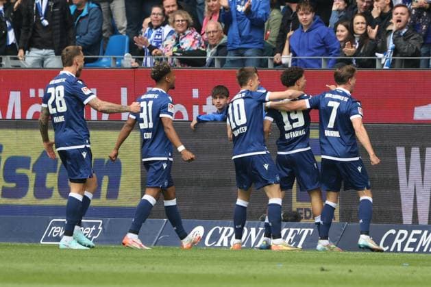 04 05 2025, Soccer, Men, 2 Bundesliga, Season 2024 2025, Karlsruher SC 1 FC Kaiserslautern, Goal celebration to 1 0, Goalscorer Louey Ben Farhat Karlsruher SC Karlsruhe BBBank Wildpark Baden Württemberg Germany EN Copyright: xSebastianxBachx