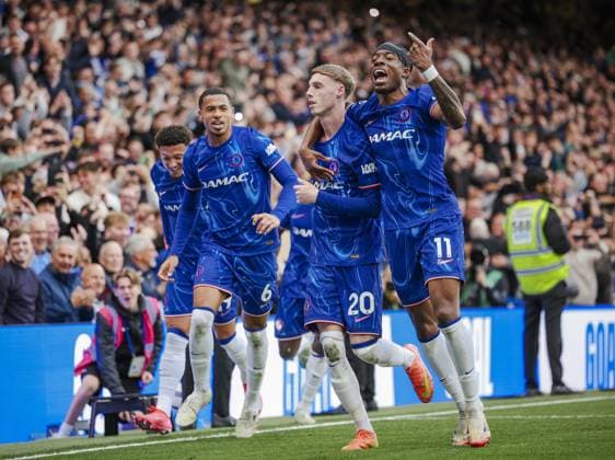 Sport Themen der Woche KW18 Sport Bilder des Tages Premier League 2024 25 Chelsea v Liverpool Stamford Bridge 04.05.2025 Premier League 2024 25 Chelsea v Liverpool Stamford Bridge. Cole Palmer of Chelsea celebrates scoring a penalty 3-1 . 04.05.2025  Copyright: xMarcxAsplandx NINTCHDBPICT000992085959