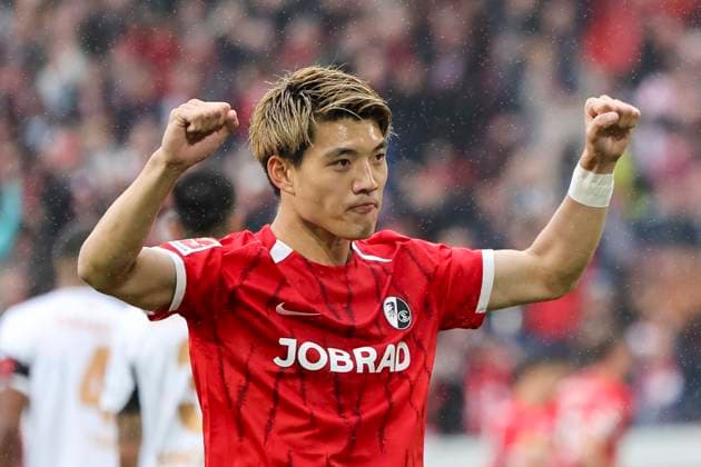 Ritsu Doan SC Freiburg, 42 , Germany, Soccer, 1 Bundesliga, 32 Matchday, 2024 2025, SC Freiburg vs Bayer 04 Leverkusen, 04 05 2025, Europa Park Stadion, Freiburg im Breisgau, Germany DFL REGULATIONS PROHIBIT ANY USE OF PHOTOGRAPHS AS IMAGE SEQUENCES AND OR QUASI VIDEO Freiburg im Breisgau Europa Park Stadion Baden Württemberg Germany Copyright: xGrantxHubbsx